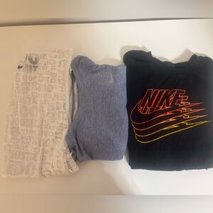 3 Nike t-shirts